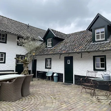 Authentiek 4 Persoonshuisje Vlakbij Valkenburg