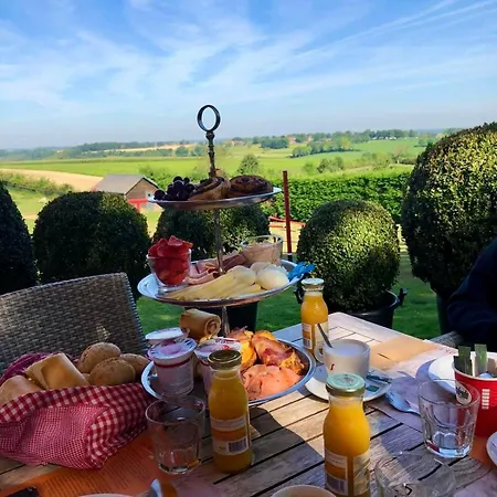 Authentiek 4 Persoonshuisje Vlakbij Valkenburg بيت للعطل Voerendaal